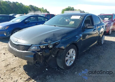 2016 Kia Optima Lx z USA, uszkodzony, nr VIN KNAGT4L33G5079418